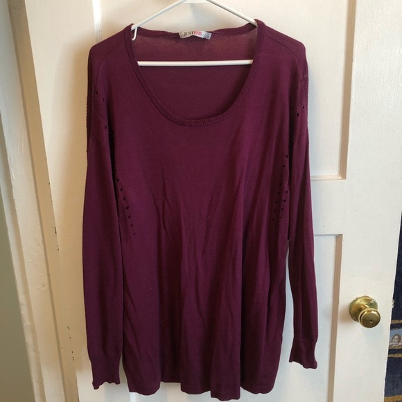 JustFab burgundy Long Sleeve Relaxed sweater. Wear with tights or a skirt. - Picture 8 of 9